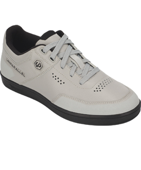 Unparallel Roost Women